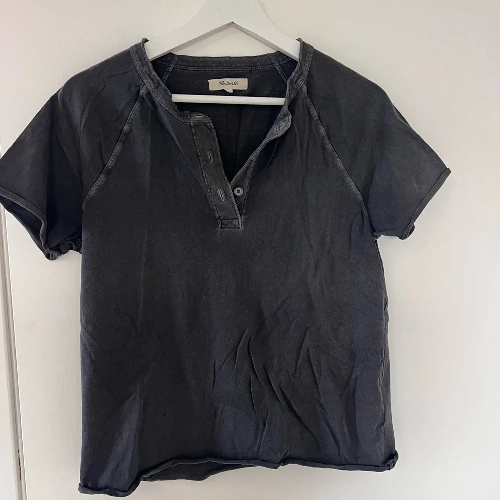 Madewell Charcoal Short Sleeve Tee - Picture 1 of 4